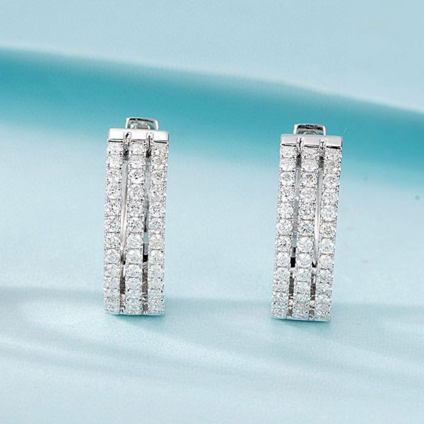 7dcf506b-3163-4ab5-8315-88c3b2085497.jpg 18K White Gold Natural Diamond Earrings